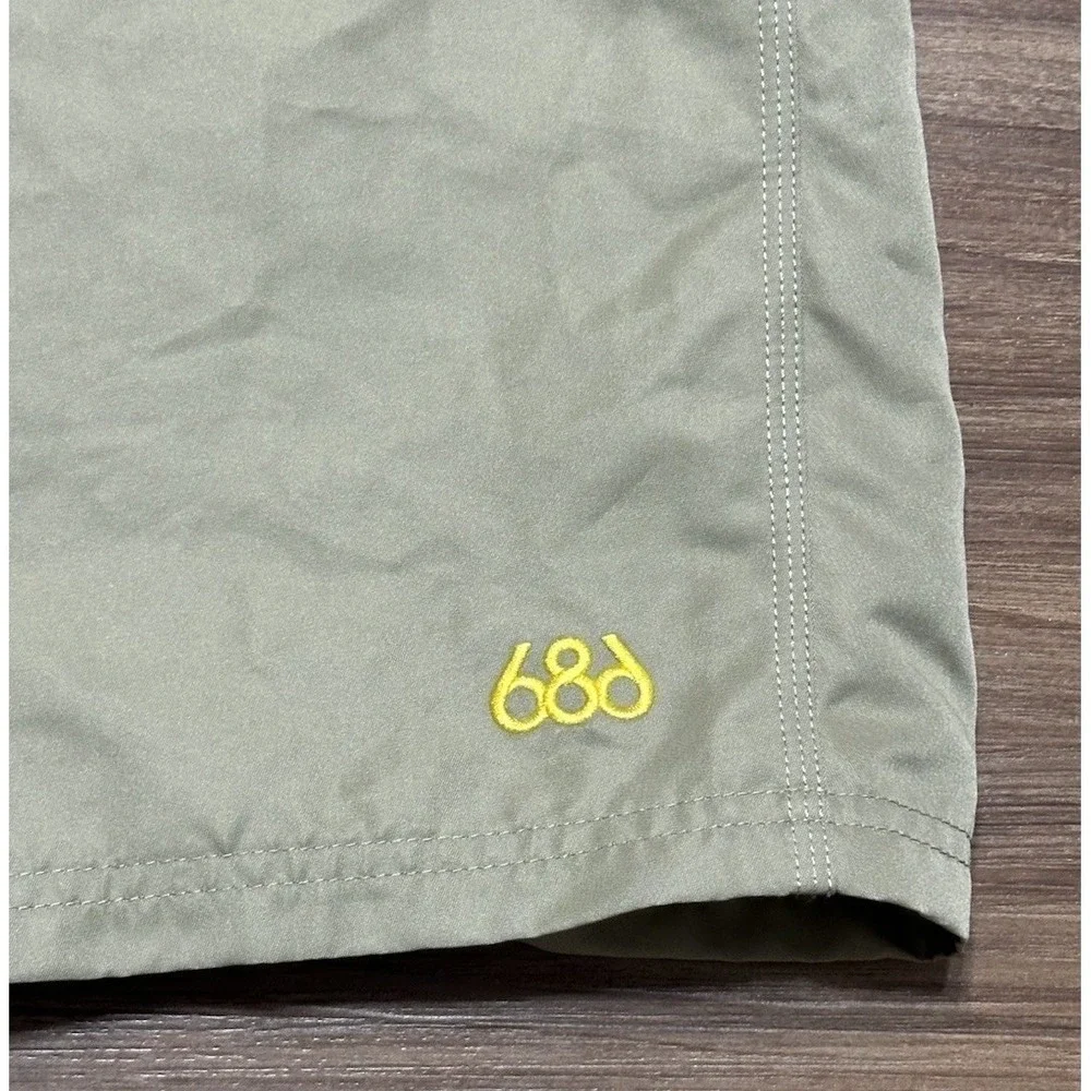 686 Six Eight Six Brown Cargo Hybrid Board Shorts Swimwear Men's Sz XL